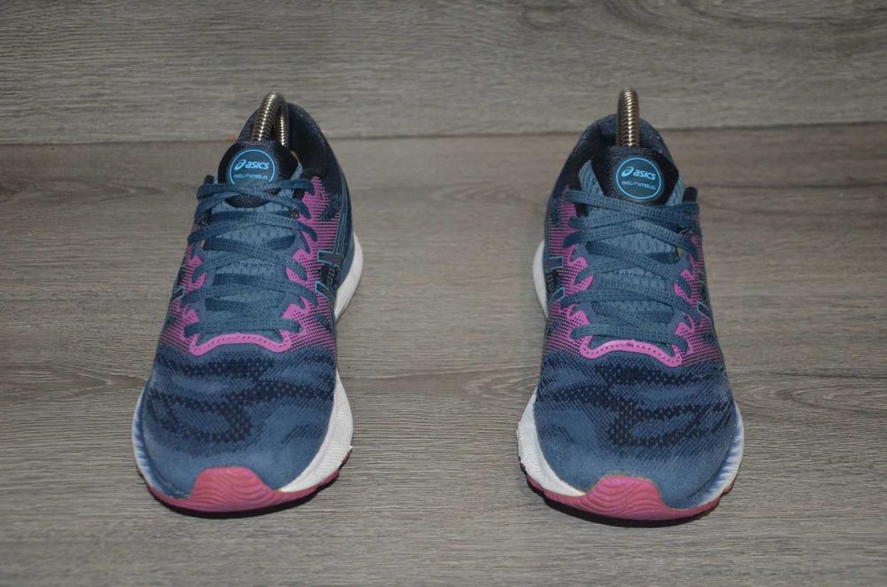Продам кросівки Фірма Asics GEL-NIMBUS 23 .