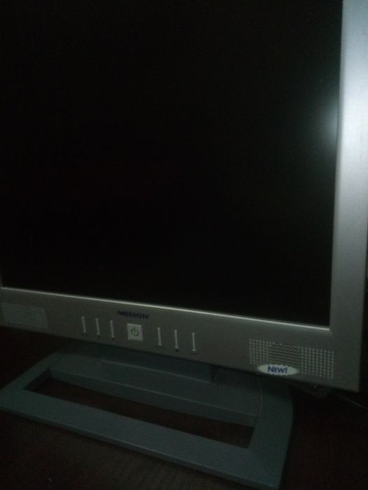 Medion19" встроенны динамики