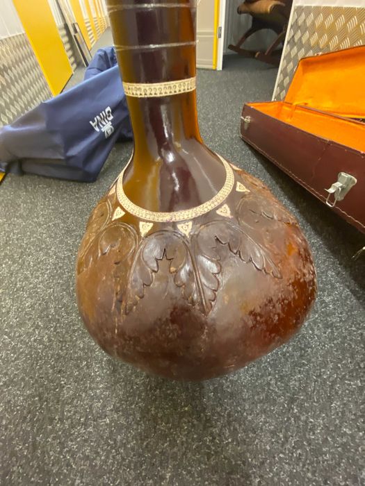 Sitar Indiana + Case + Capa