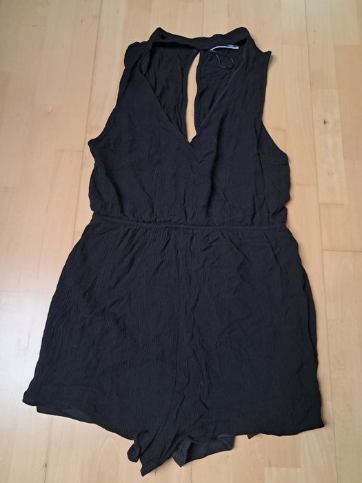 Krótki kombinezon Pull&Bear rozmiar L stan Nowy bez metki