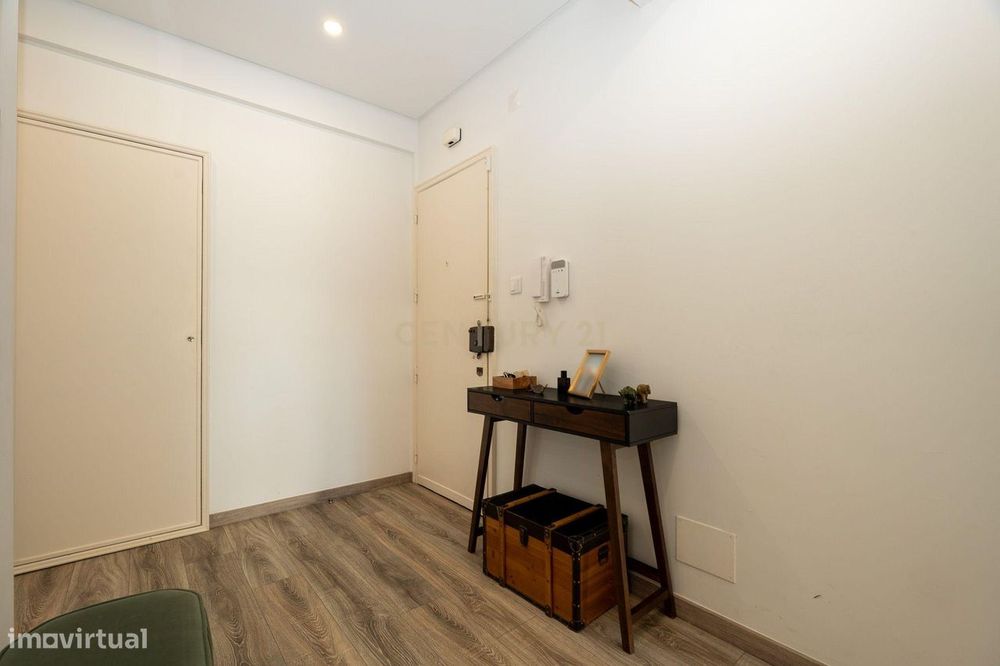 ** Espectacular Apartamento T2 Perto Do Metro De Odivelas **