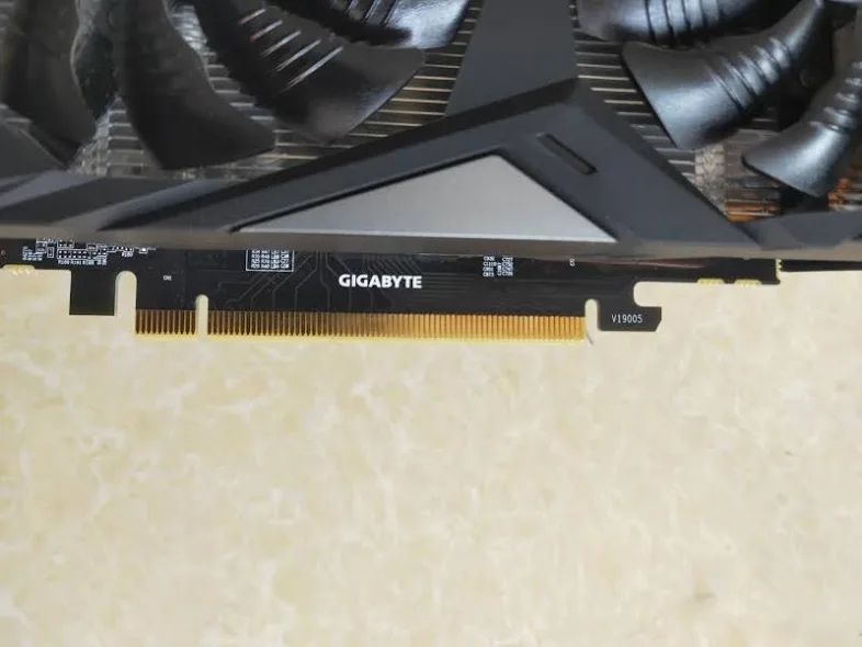 Gtx 1660 super 6 gb gigabyte idealny stan