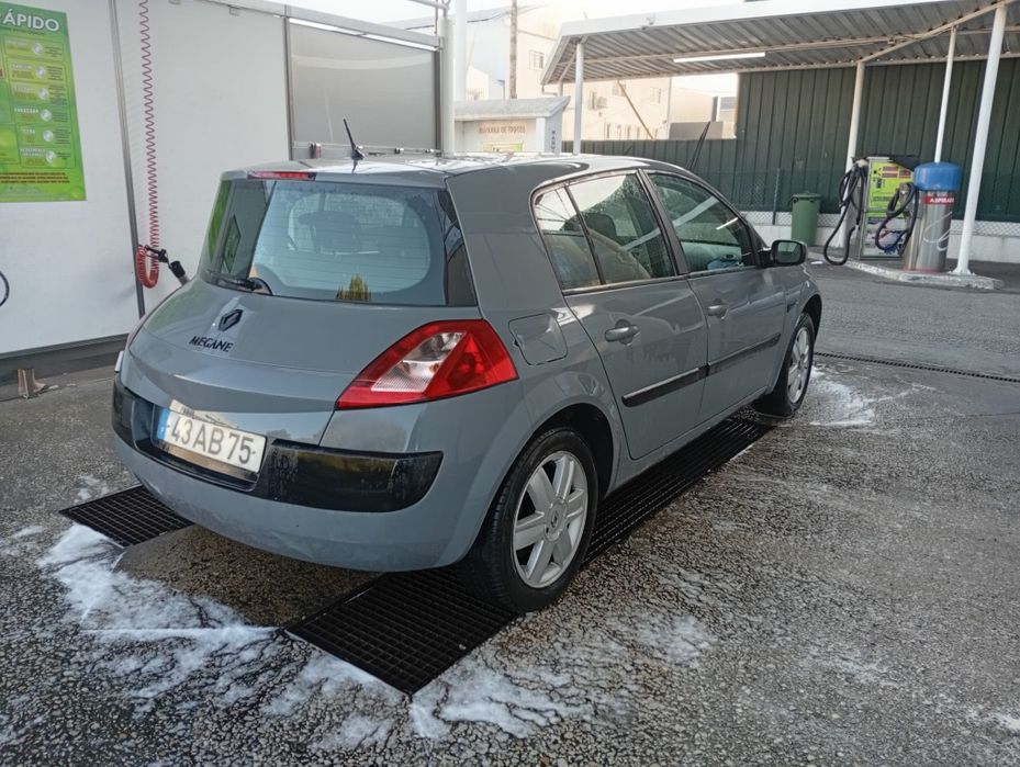 Renault Megane 1.5 dci teto panorâmico