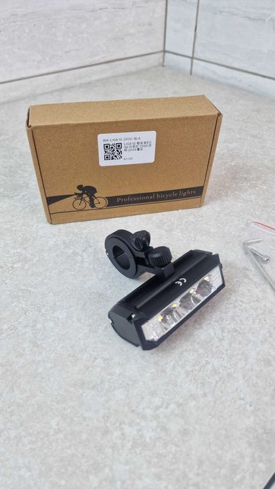 Lampka rowerowa przód newboler 610 2000lm usb