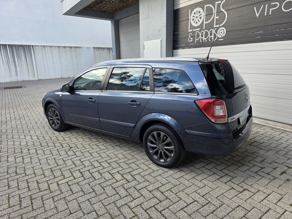 Opel Astra Caravan Cosmo Plus 1.7CDTI  - Excepcional