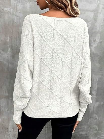Sweter Damski z Cienkiej Dzianiny Okrągły Dekolt Biały XL