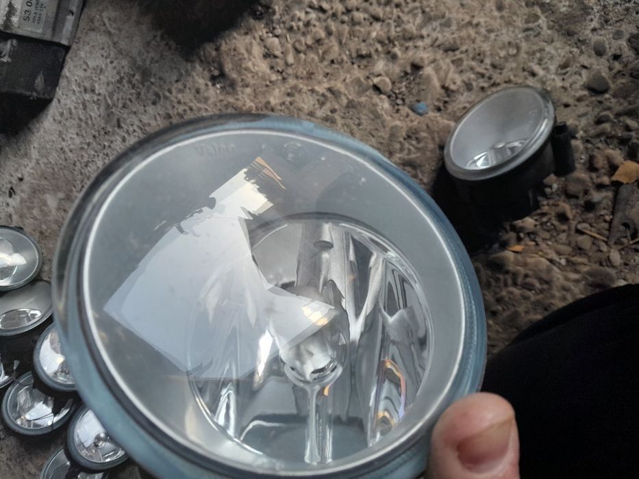 Галогенки противотуманки