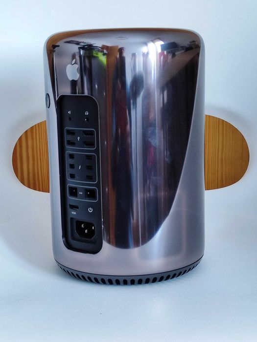 Mac pro 6.1 | 32Gb Ram 3.5 GHz 6 Core D500