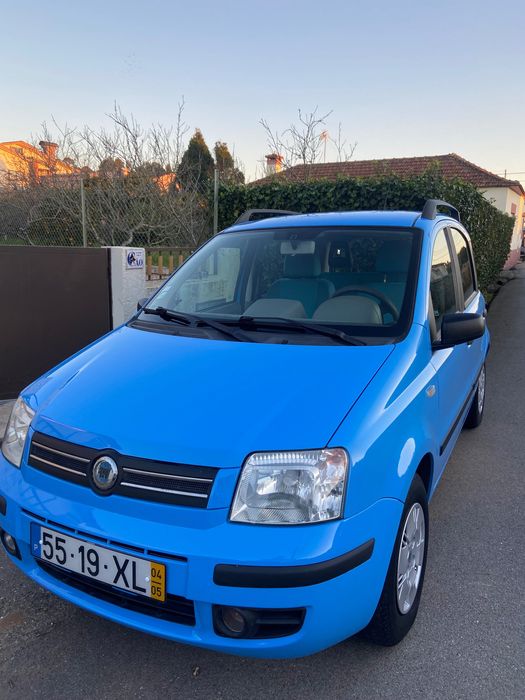Fiat panda azul 2005