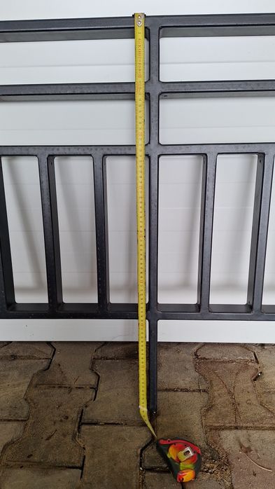 Brama przesuwna  płot