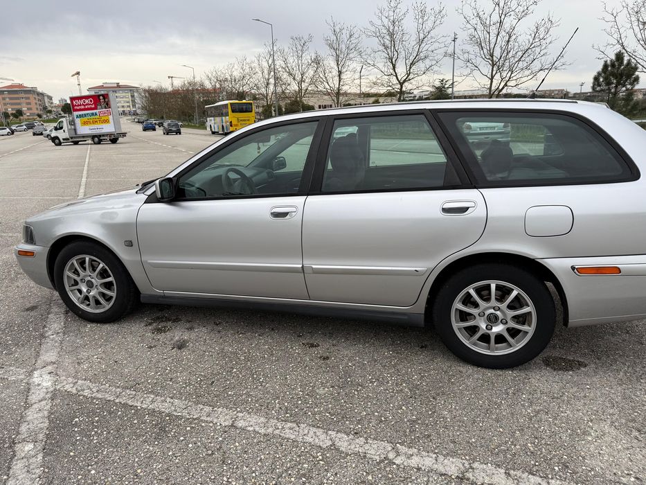 Volvo v40 1.9 120cv diesel
