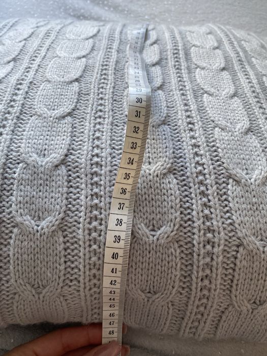 Komplet koc i dwie poduszki sweterkowe plecione warkocz szary