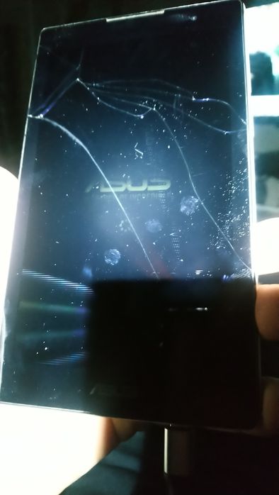 Телефон планшет Asus Zenpad  p01y.