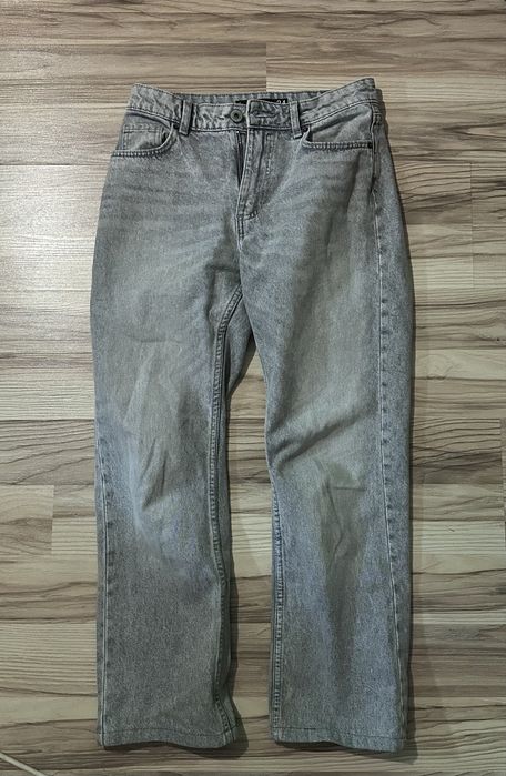 Сірі жіночі джинси