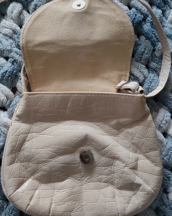 Torebka mała kremowa