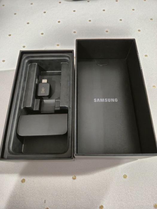 Samsung Galaxy S10 E