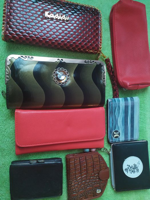 Гаманці  ,партмане.