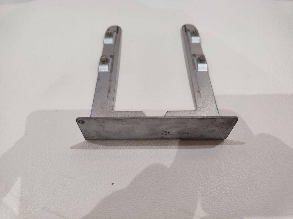 Mac pro 1.1 a 3.1 (7) caddys + 4.1/5.1 (1) caddy