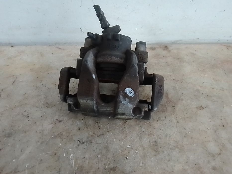 Pinça travão / maxila de travão frente direita RENAULT Clio IV (BH_)