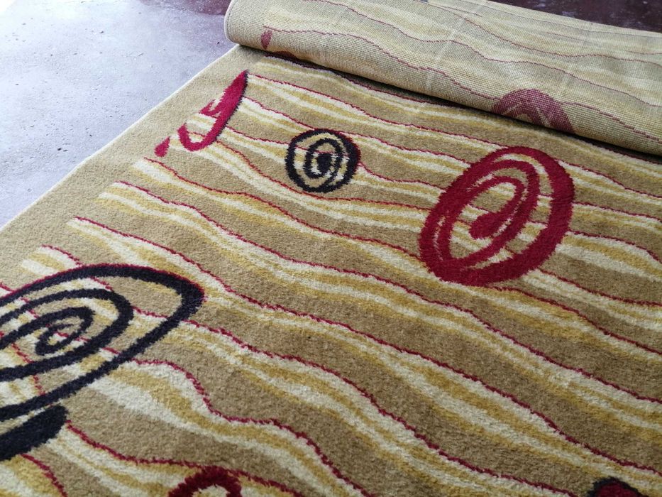 Carpete (Grande) Inglesa - Boa Qualidade - Pouco uso