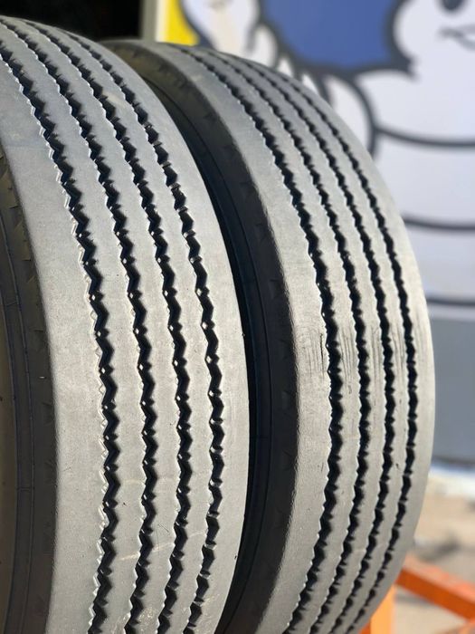 Шини вантажні 2шт 215/75 17,5 Uniroyal Monoply TH110