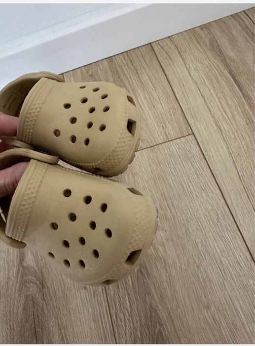 Kapcie Crocs dla dzieci