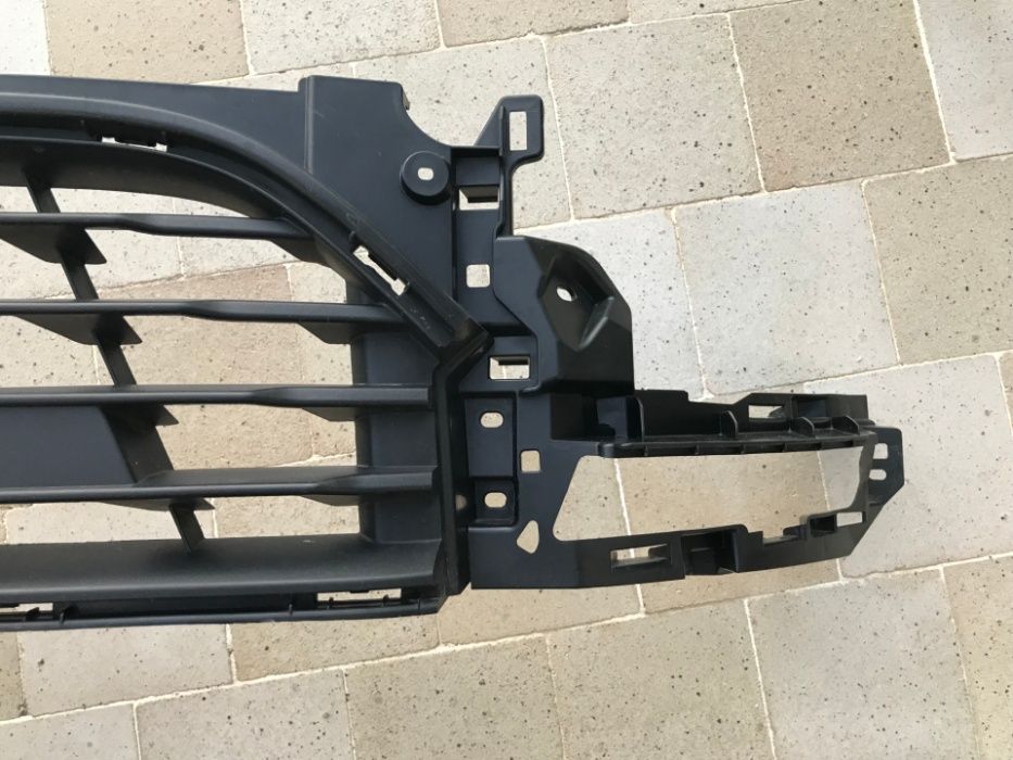 Grelha da Frente Renault Clio IV Fase II (2018)