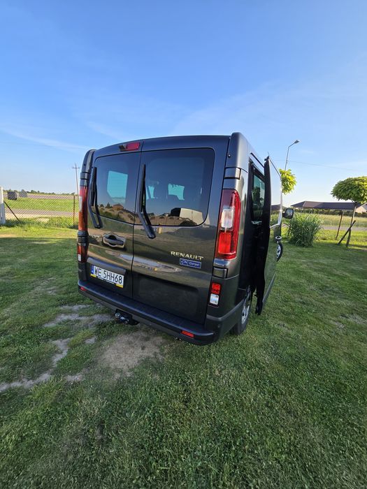 Bus 9 osobowy wynajem