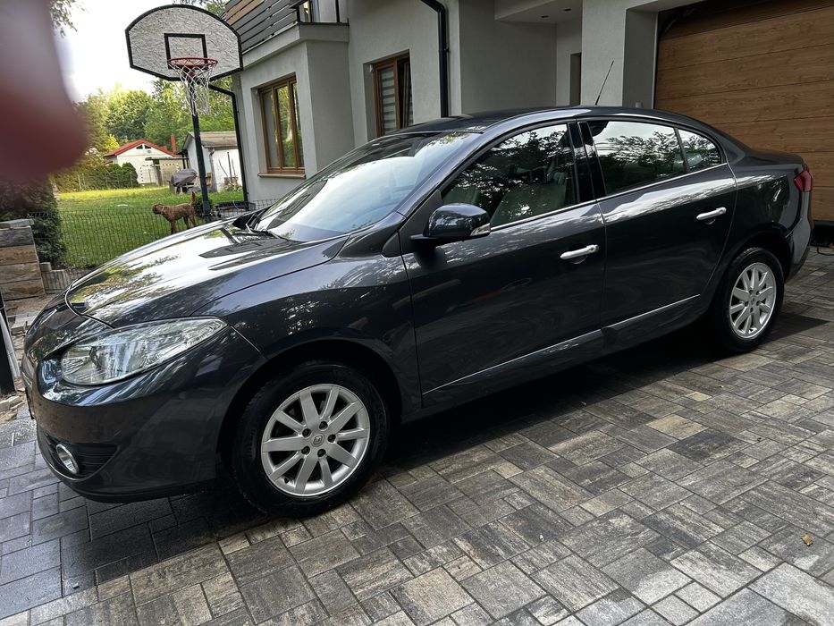 Renault Fluence 1.6 – Polski salon – II właściciel – Bezwypadkowy – Stan bardzo dobry