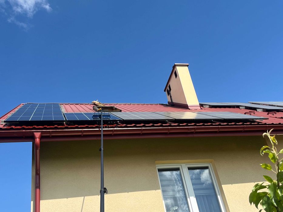 Mycie Paneli Fotowoltaicznych Okien Przeszkleń Wodą demineralizowaną