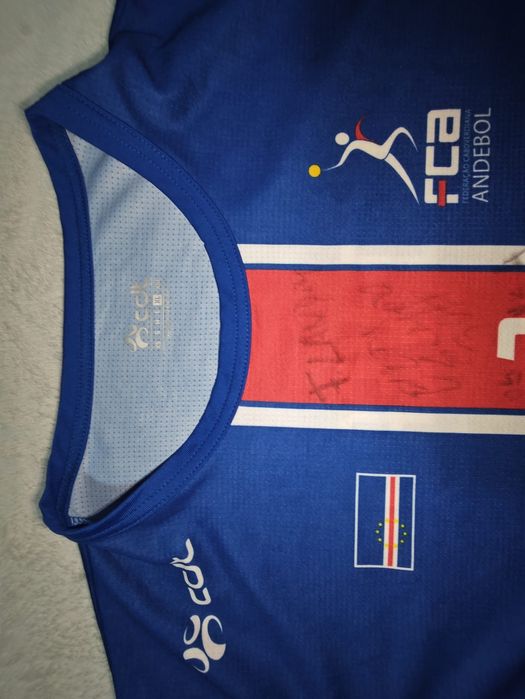 Camisola desportivas