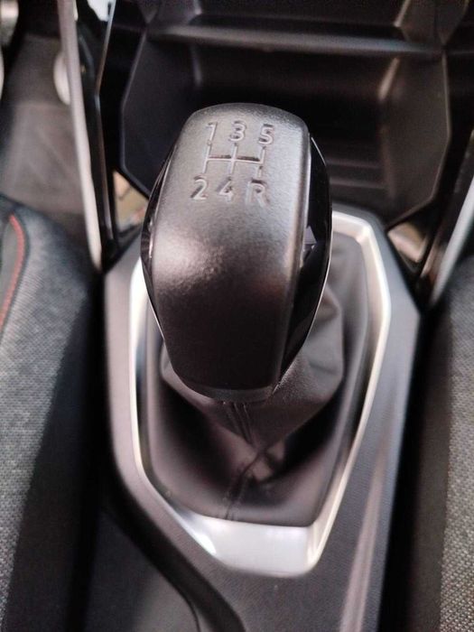 Peugeot 208 1.2 PureTech Active (Negociavel)