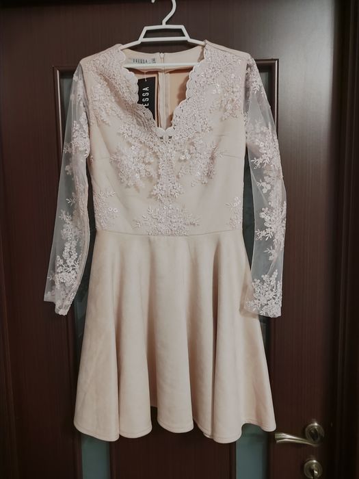 Красиве плаття на вечірку