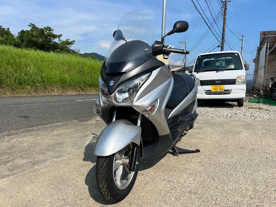 Макси-Скутер Suzuki BURGMAN 200 только из Японии свежий завоз Арт мото