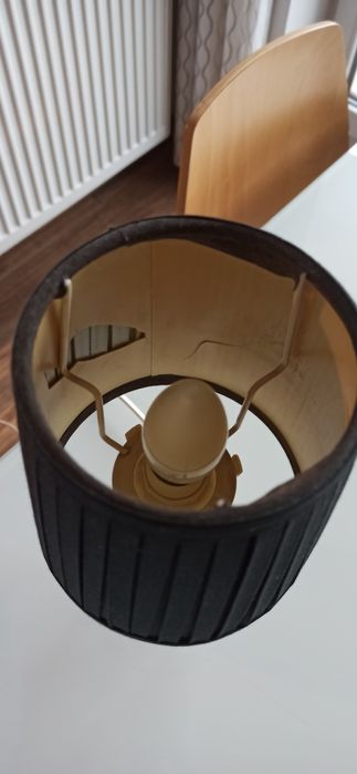 Lampka nocna szklana z czarnym abażurem