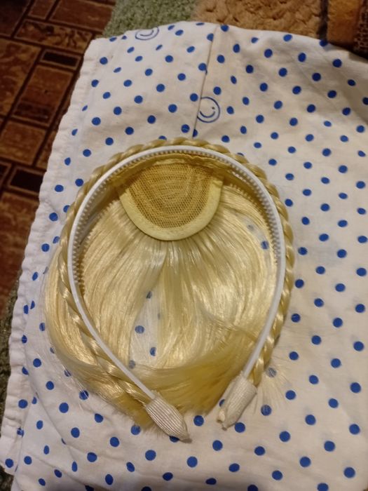 Чёлка  с обручем блонд