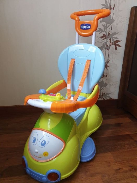Автомобиль-качалка QUATTRO Chicco