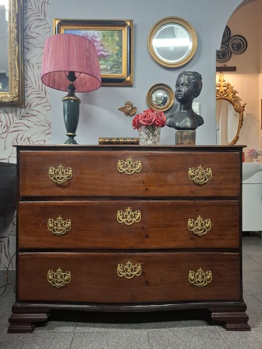 Cómoda D. Maria Original em Madeira Maciça.