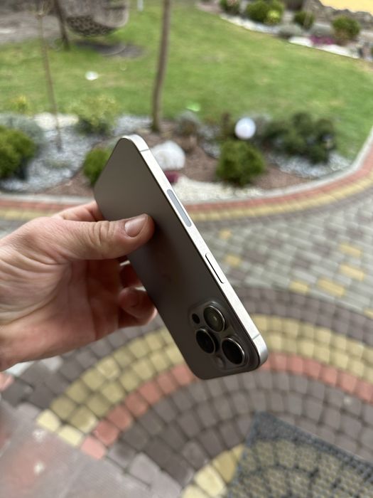 Iphone 15 pro 256 gb