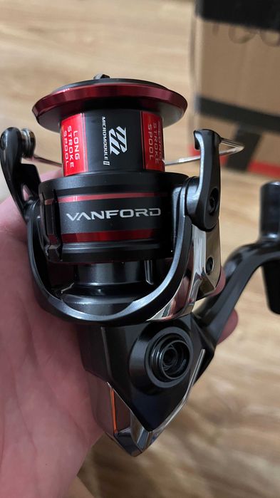 Kołowrotek Shimano Vanford 4000