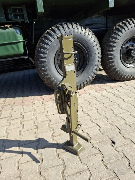 Wojskowy podnośnik 5t lewarek kolejowy