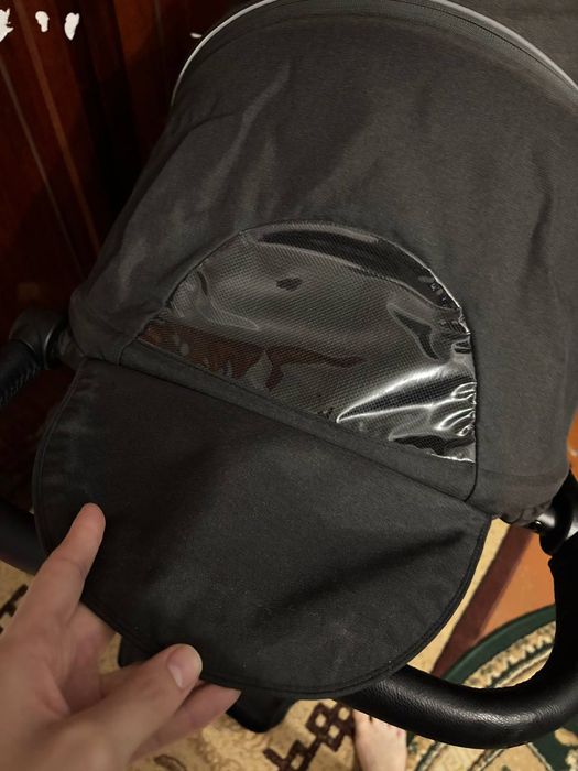 Прогулянкова коляска Carrello Bravo