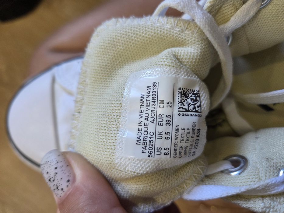 Продам кеди конверси