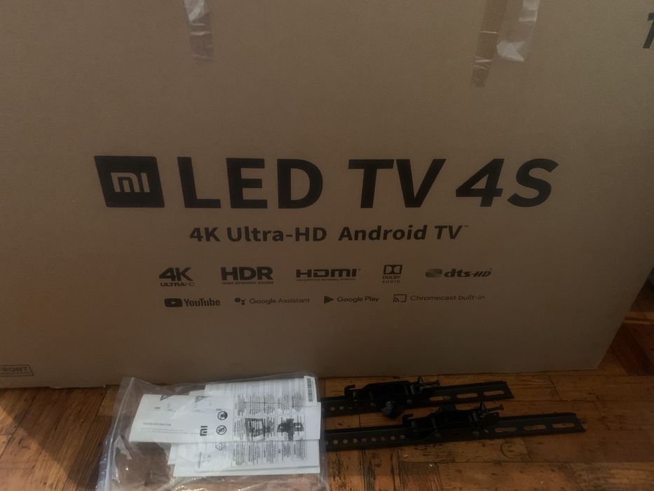 Продам телевизор ксиоми 43 дюйма 4К
