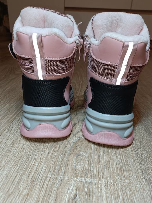 Взуття дитяче зимове