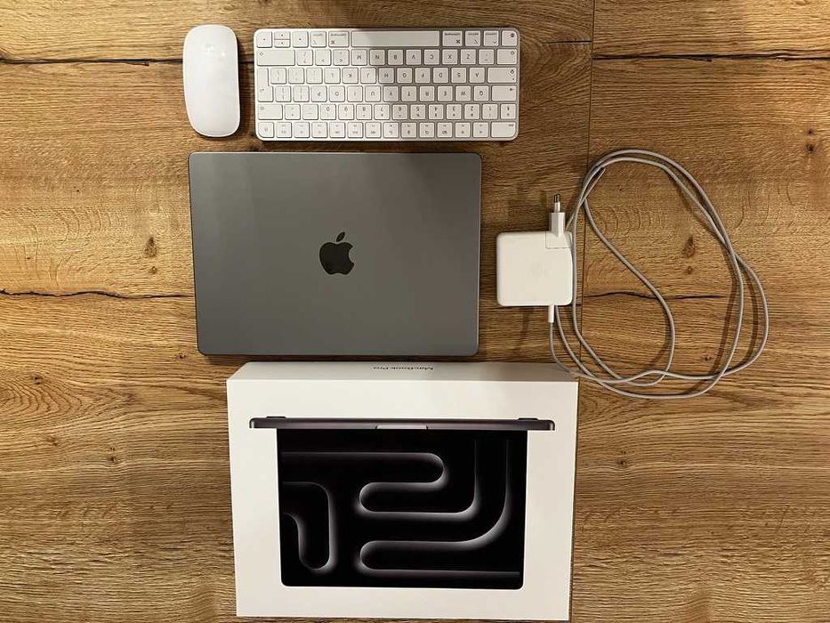 MacBook Pro 14 (2023) M3 16 GB RAM 512 GB SSD