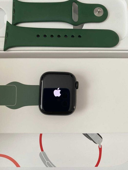 Apple Watch Series 7 Green 41mm - добрий стан, батарея 80%