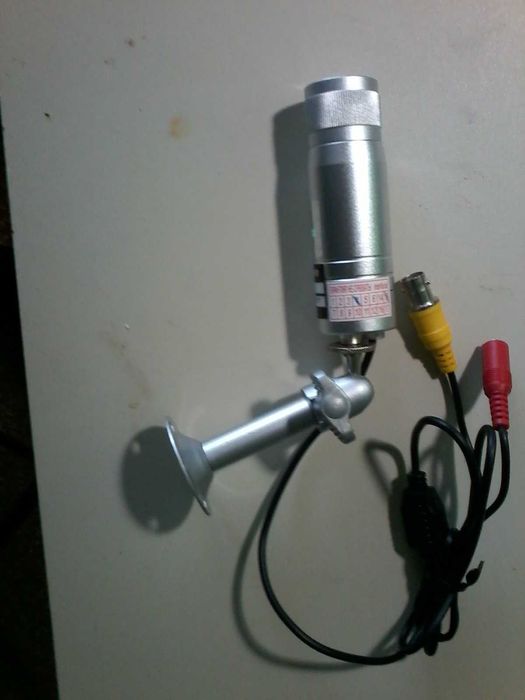 Видеокамера  вариофокальная наружная CCD  ICS-2264W с ИК подсветкой .