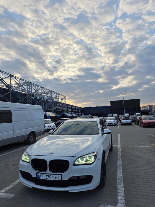 Bmw f02 740Li 2013