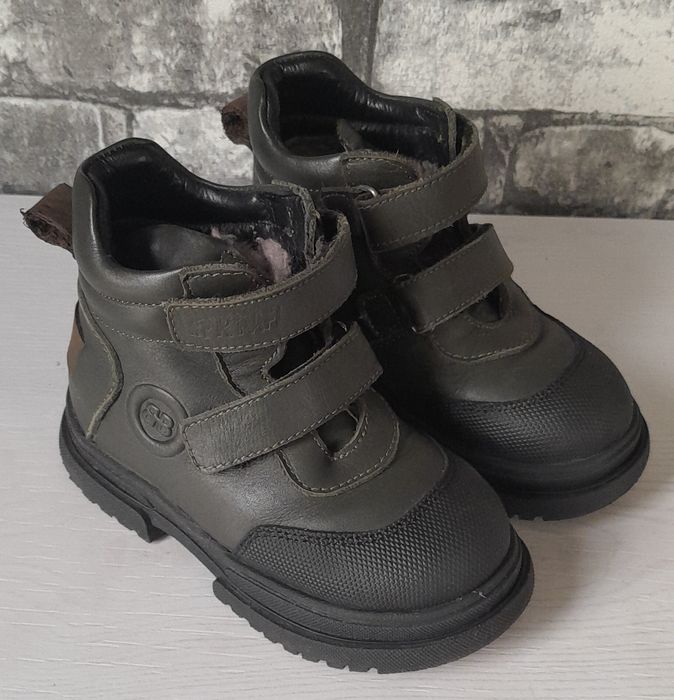 Сапожки, ботиночки в идеальном состоянии,  кожа, стелька 16 см